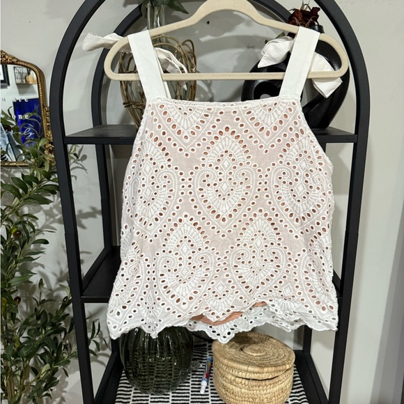 ALL ROW Elegant White Eyelet Blouse with Bow Straps size large - Picture 6 of 7